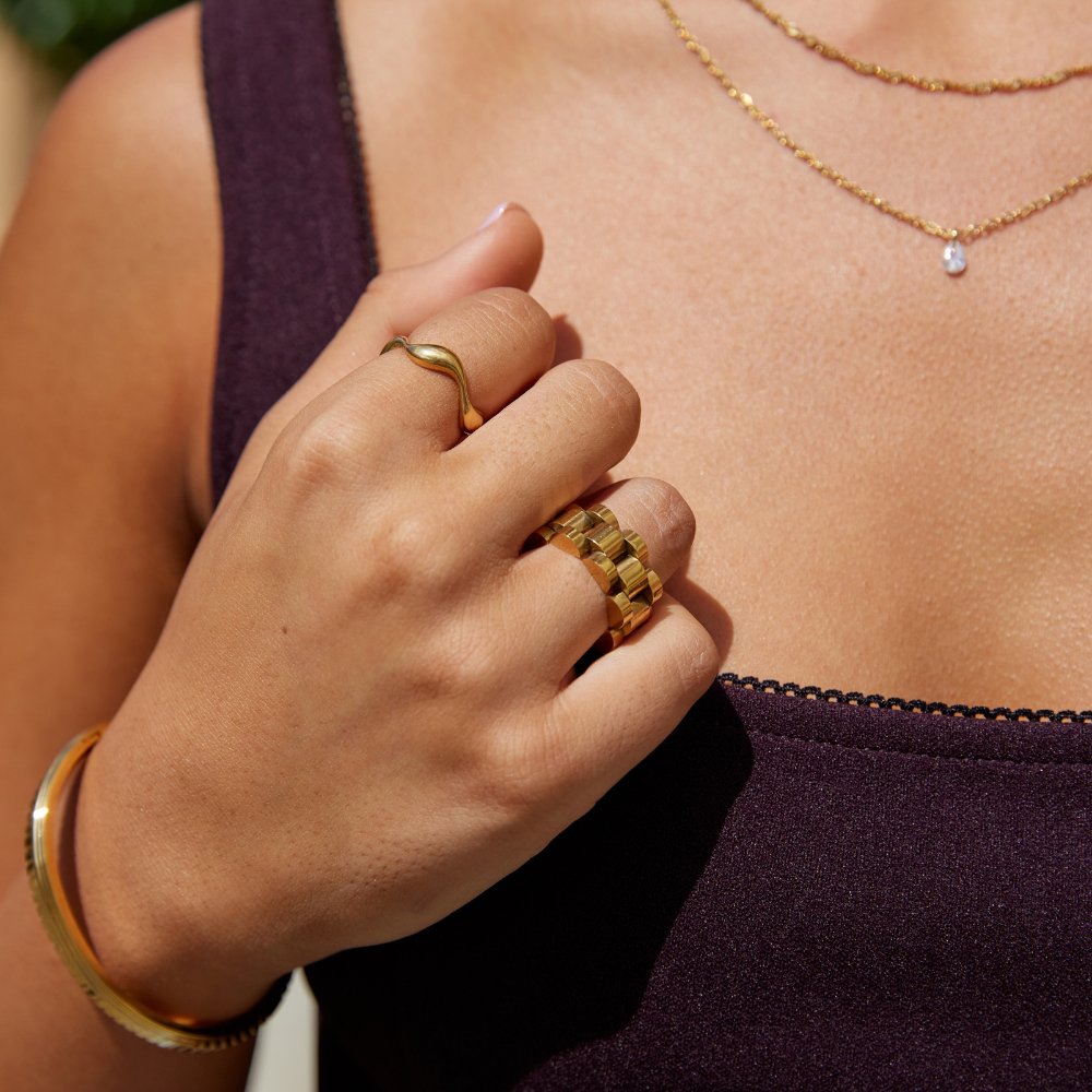 Ola – Anillo Oro 18 k