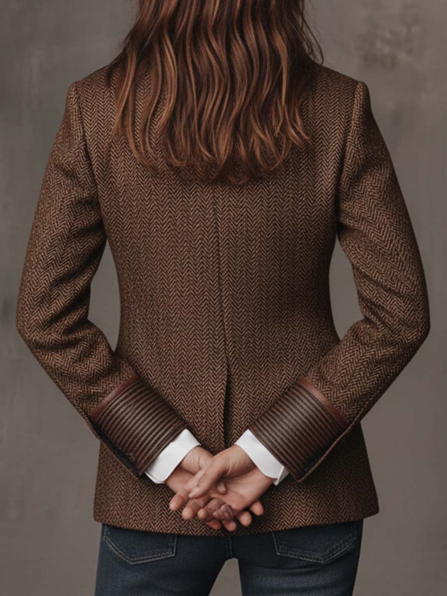 Francesca – Blazer Espiga con Detalles Estampados