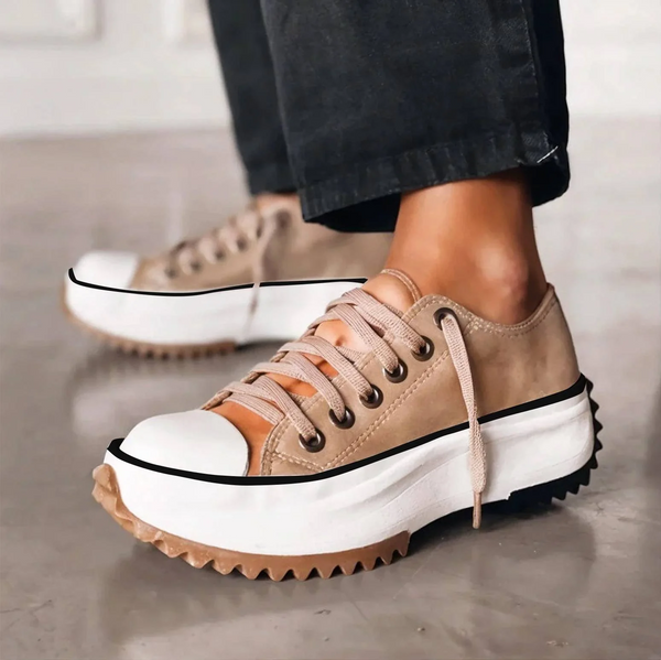 Erika – Zapatos Cómodos con Suela Dentada