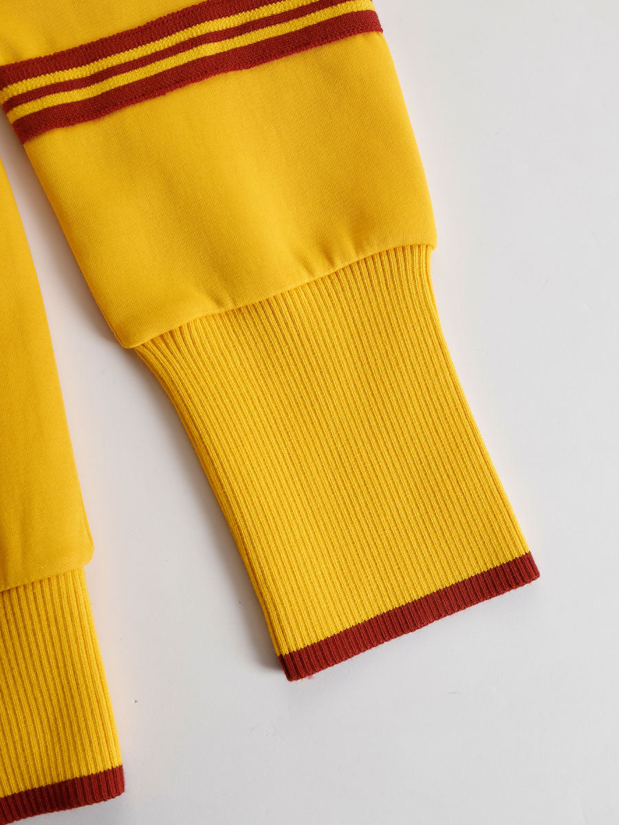 Daniela – Conjunto Deportivo Retro