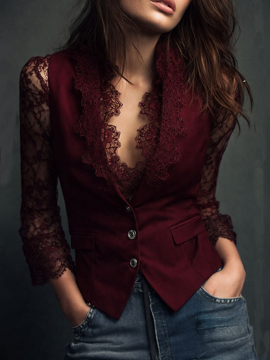 Vittoria – Blazer Negro con Mangas de Encaje