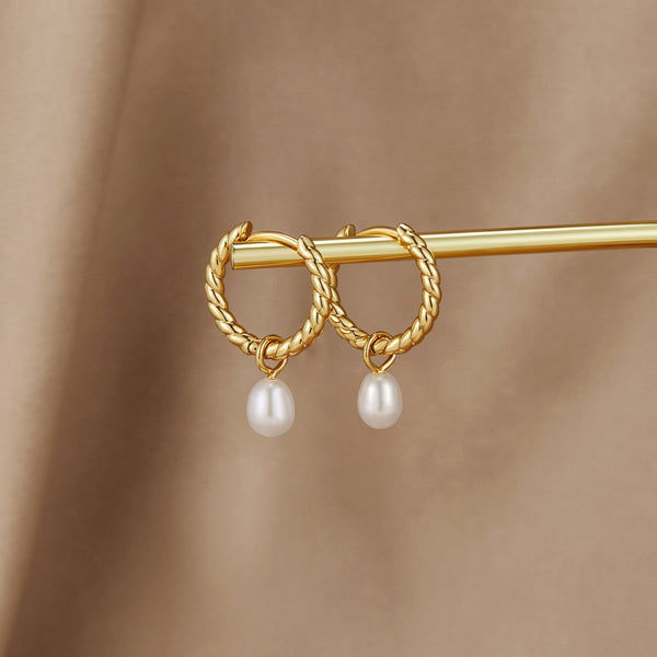 Layla – Pendientes de Perla Trenzados