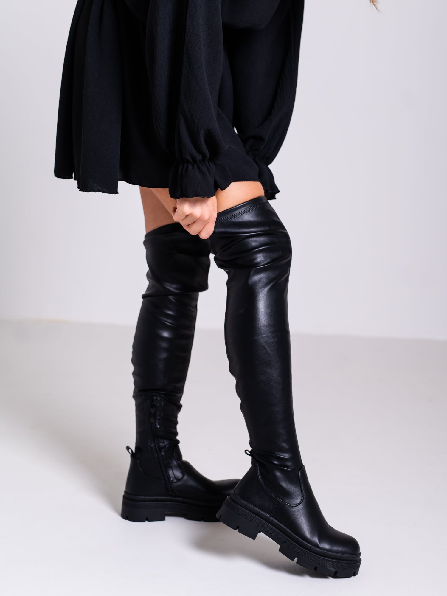 Alma Overknee Boots - Schwarz (Nur noch Gr. 36)