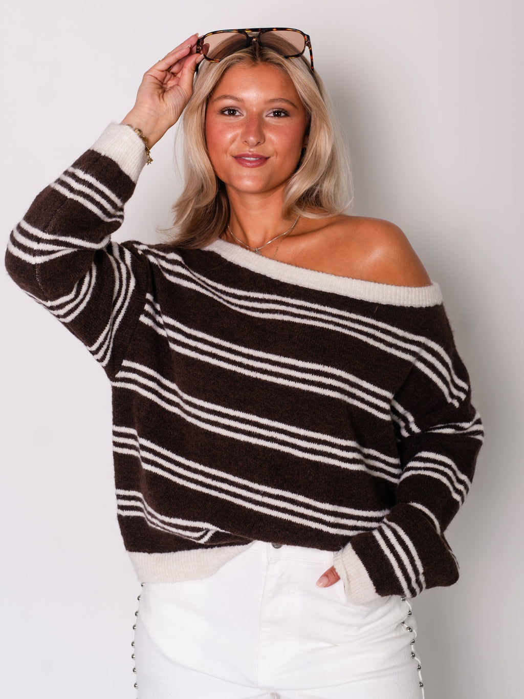Nola Streifen Offshoulder Pullover - Braun/Creme