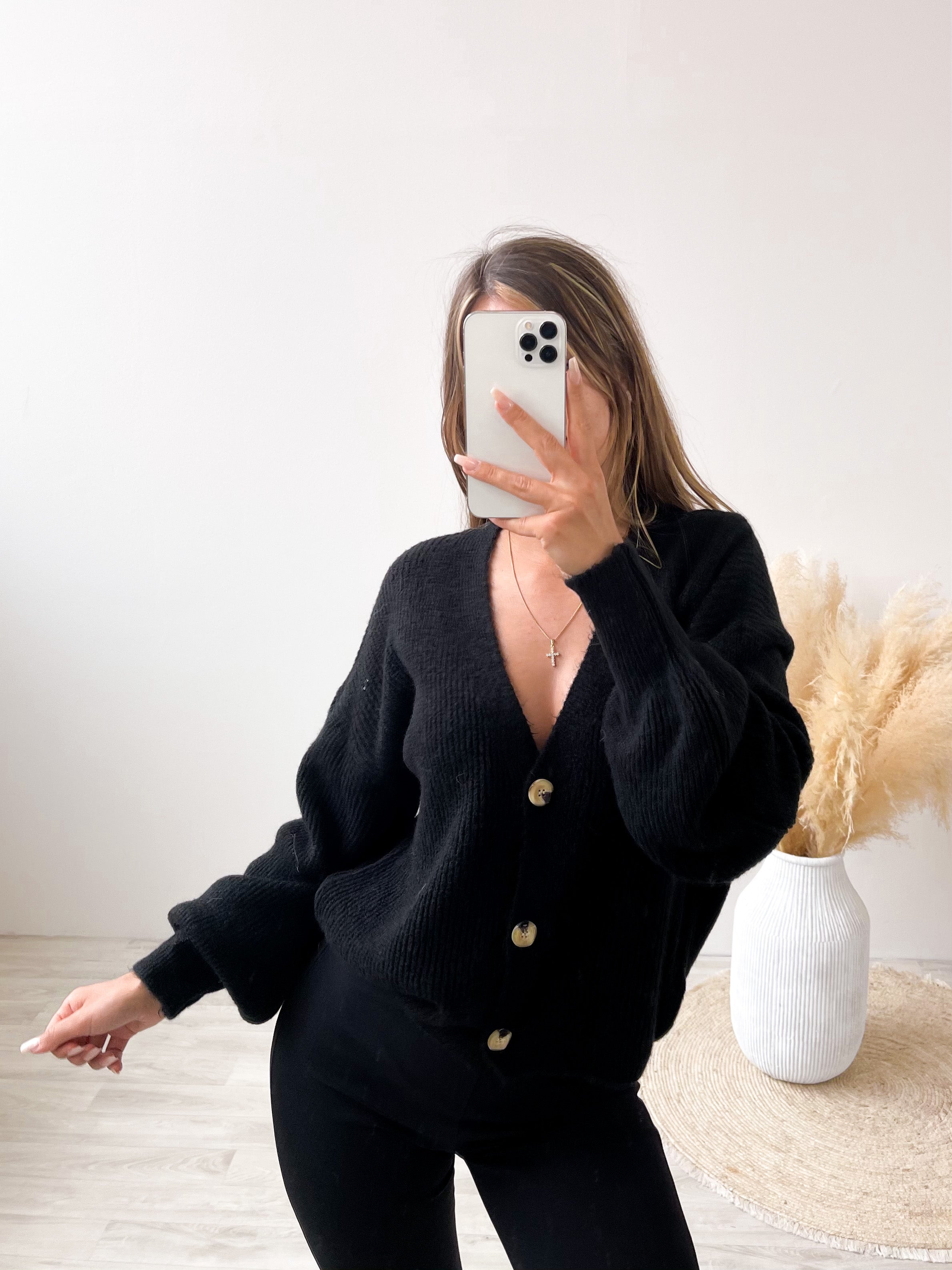 NINA Strickjacke - Schwarz