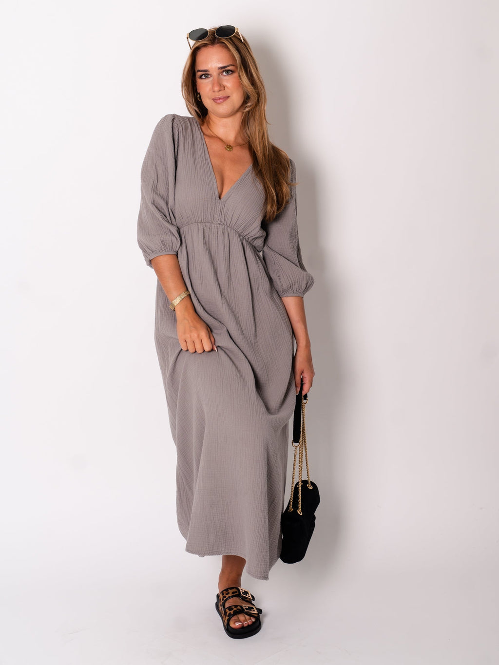Amelia Musselin Kleid - Taupe