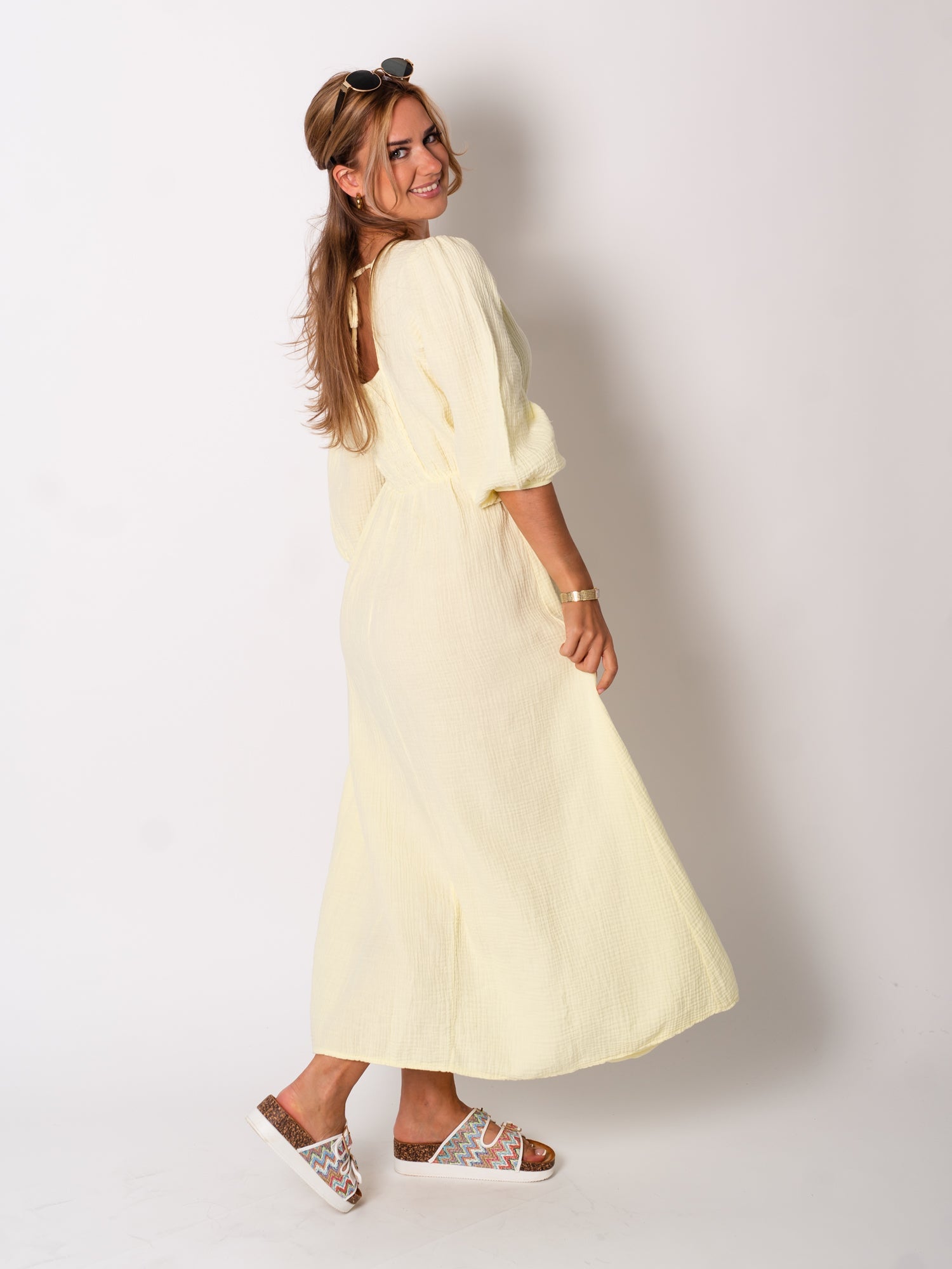 Amelia Musselin Kleid - Butteryellow