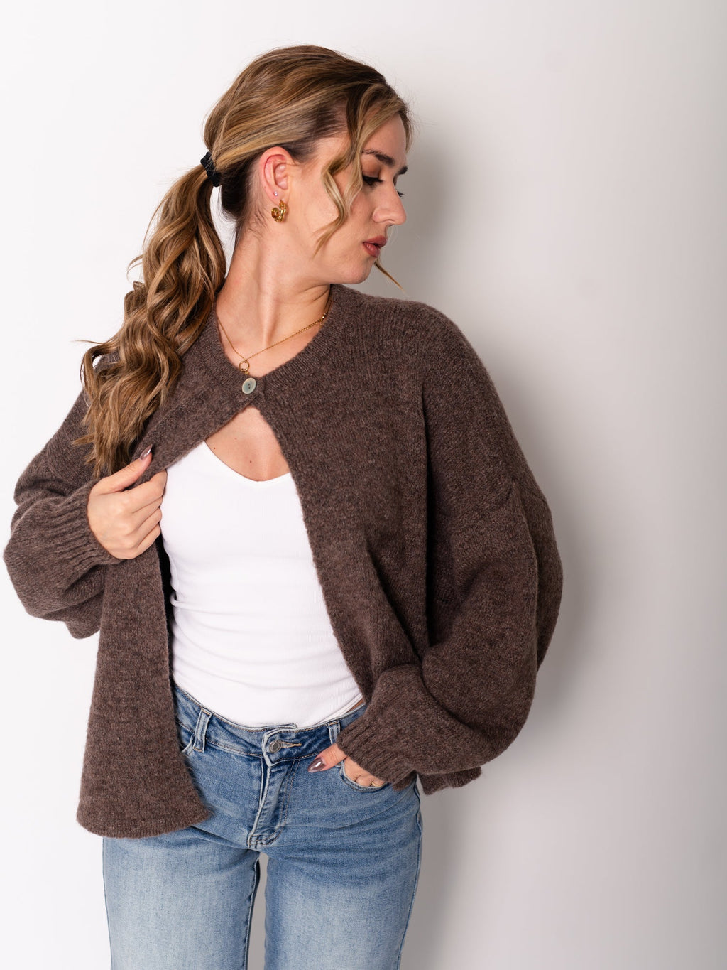 Simple Button Strickjacke - Coffee