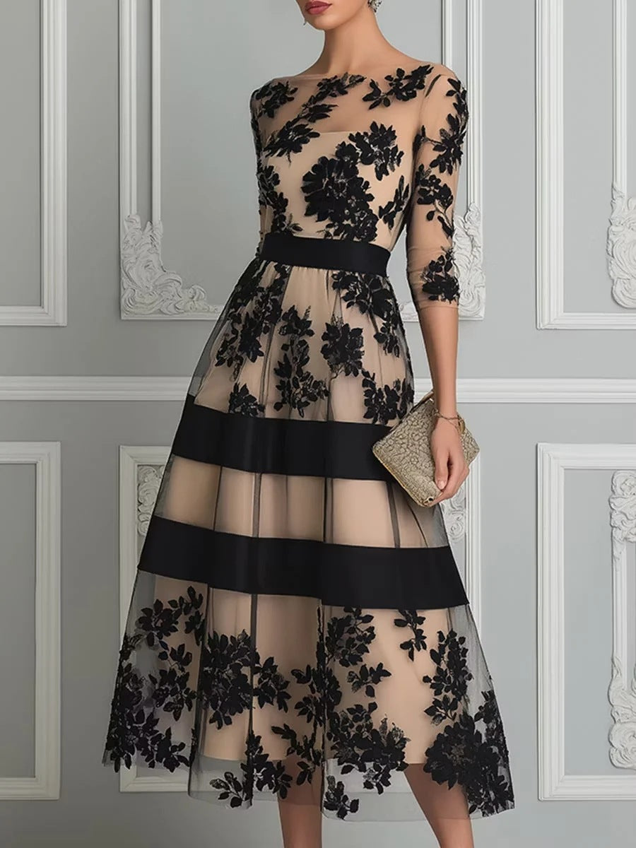 Erica – Vestido Midi Floral Transparencias